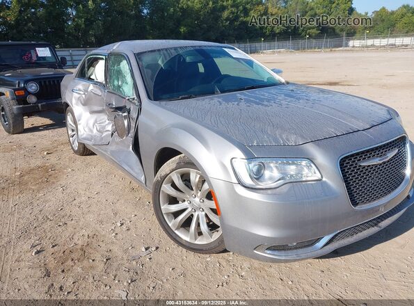2C3CCAEG2JH140973 2018 CHRYSLER 300 Silver Передня права чверть