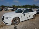 2018 Chrysler 300 Limited White vin: 2C3CCAEG3JH227670
