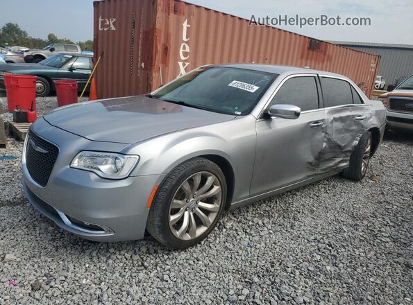 2C3CCAEG6JH193840 2018 CHRYSLER 300 Silver Vista tres cuartos delantera izquierda