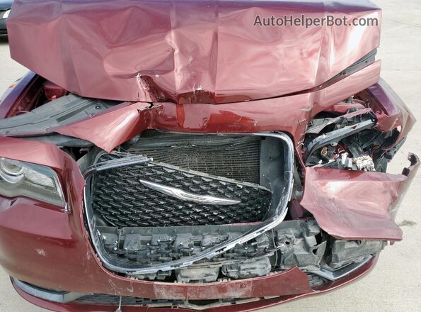 2C3CCAGG2JH300492 2018 CHRYSLER 300 Maroon Սալոնի հետևի տեսք