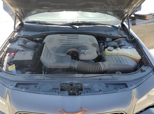 2C3CCAGG8JH149481 2018 CHRYSLER 300 Gray უკანა სალონის ხედი