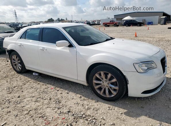 2C3CCARGXJH324701 2018 CHRYSLER 300 White Передня права чверть