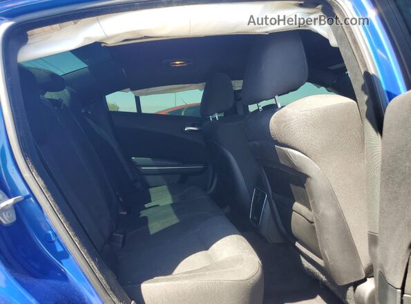 2C3CDXGJ4JH279785 2018 DODGE CHARGER Blue Widok tylnych siedzeń