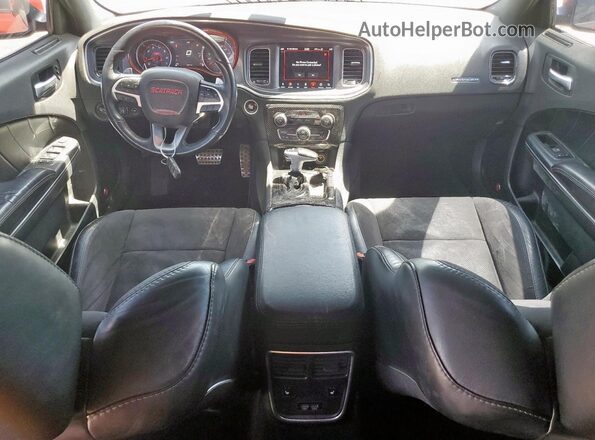2C3CDXGJ8JH114144 2018 DODGE CHARGER Red Вид панелі приладів