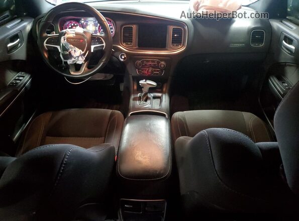 2C3CDXJG8JH136237 2018 DODGE CHARGER Burgundy Vista del salpicadero
