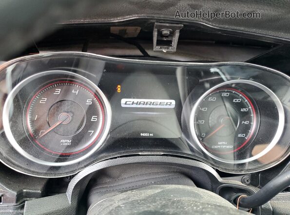 2C3CDXKT6KH622557 2019 DODGE CHARGER Белый Вид щитка приборов