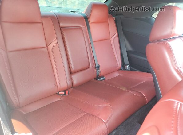 2C3CDZAG5JH311636 2018 DODGE CHALLENGER Белый Вид задних сидений