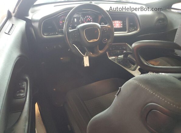 2C3CDZAG9GH101047 2016 DODGE CHALLENGER White Widok deski rozdzielczej