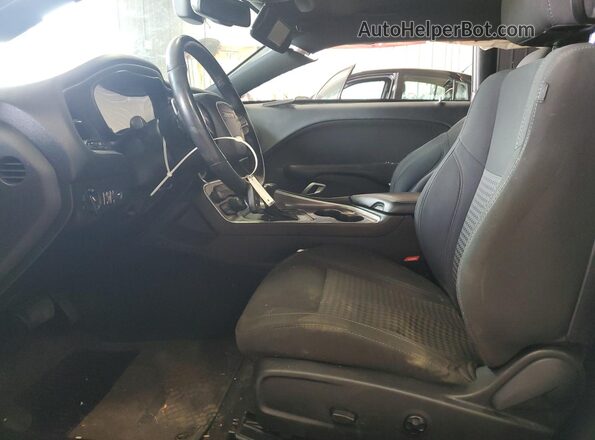 2C3CDZAG9GH101047 2016 DODGE CHALLENGER White Widok wnętrza z przodu