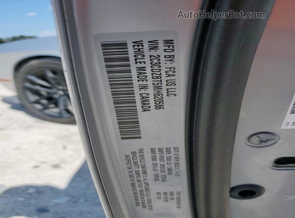 2C3CDZBT5MH620586 2021 DODGE CHALLENGER Silver Vista del compartimento del motor