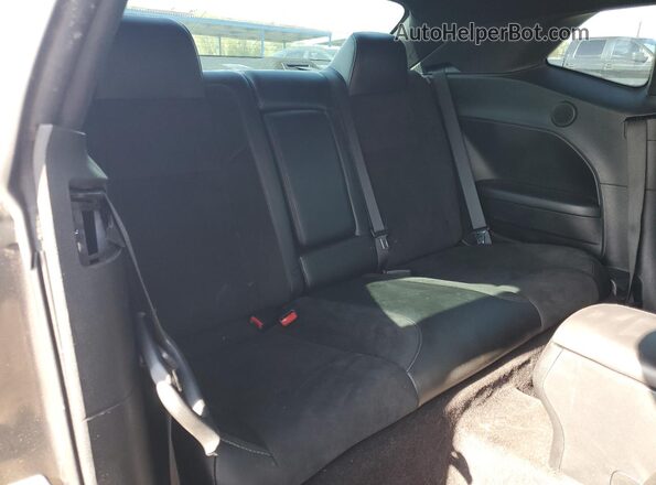 2C3CDZFJ2JH110944 2018 DODGE CHALLENGER Charcoal Vista de los asientos traseros