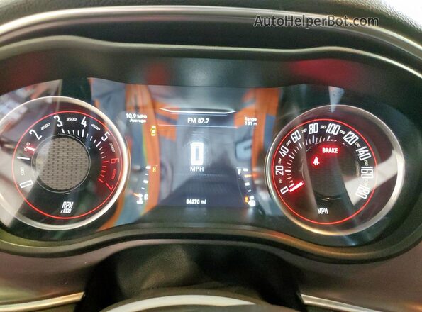 2C3CDZFJ6JH165929 2018 DODGE CHALLENGER Maroon Vista del cuadro de instrumentos