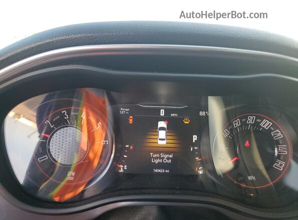2C3CDZGG0JH235184 2018 DODGE CHALLENGER Blue Vista del cuadro de instrumentos