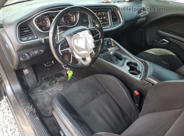 2C3CDZGG2JH257221 2018 DODGE CHALLENGER Gray Vista del salpicadero