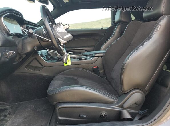 2C3CDZGG2JH257221 2018 DODGE CHALLENGER Gray Vista interior delantera