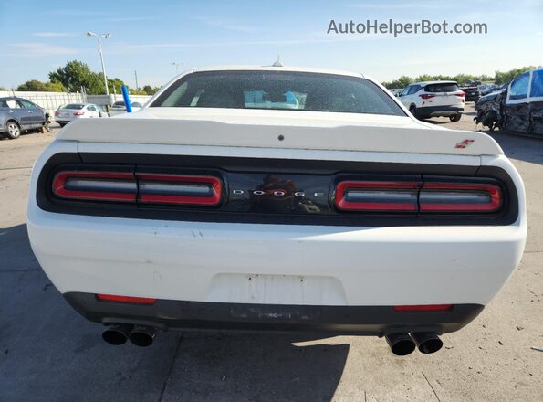 2C3CDZGG8JH257420 2018 DODGE CHALLENGER White Vista trasera