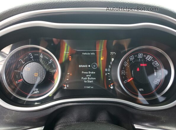 2C3CDZGG8JH311847 2018 DODGE CHALLENGER White Vista del cuadro de instrumentos