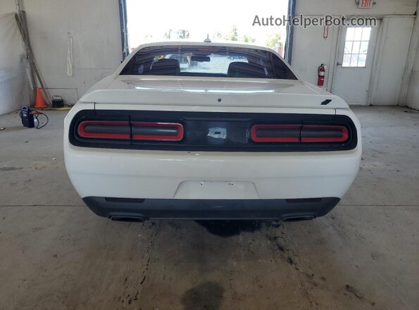 2C3CDZGG8JH311847 2018 DODGE CHALLENGER White Vista trasera