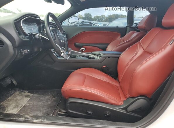 2C3CDZGG8JH311847 2018 DODGE CHALLENGER White Vista interior delantera