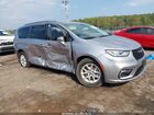 2021 Chrysler Pacifica Touring L Silver vin: 2C4RC1BG5MR552782