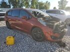 2018 Chrysler Pacifica Touring L Red vin: 2C4RC1BG8JR234375