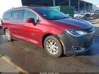 2020 Chrysler Pacifica Touring L Red vin: 2C4RC1BG8LR275947