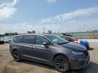 2021 Chrysler Pacifica Touring L Gray vin: 2C4RC1BG8MR535359