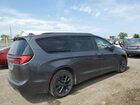 2021 Chrysler Pacifica Touring L Gray vin: 2C4RC1BG8MR535359