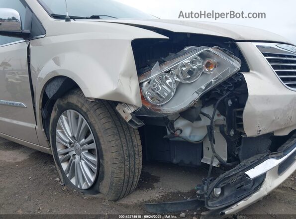 2C4RC1CG2GR260722 2016 CHRYSLER TOWN & COUNTRY Золотой Вид спереди