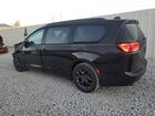 2018 Chrysler Pacifica Touring L Plus Black vin: 2C4RC1EG1JR226713