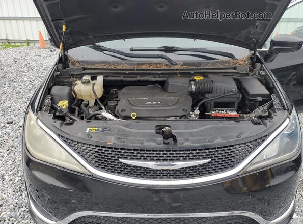 2C4RC1FG9JR124543 2018 CHRYSLER PACIFICA Black Widok komory silnika
