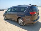 2018 Chrysler Pacifica Touring Plus Burgundy vin: 2C4RC1FGXJR139620