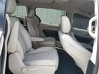 2018 Chrysler Pacifica Hybrid Touring L Tan vin: 2C4RC1L73JR145103