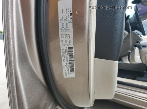 2C4RC1L73JR145103 2018 CHRYSLER PACIFICA Tan Vista interior de 360 grados
