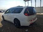 2022 Chrysler Pacifica Touring L White vin: 2C4RC3BG7NR174820