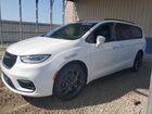 2022 Chrysler Pacifica Touring L White vin: 2C4RC3BG7NR174820
