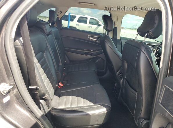 2FMPK3J93JBB09328 2018 FORD EDGE Charcoal Widok wnętrza z tyłu