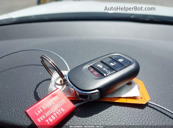 2HGFE1E58SH477541 2025 HONDA CIVIC SI Белый Вид панели приборов