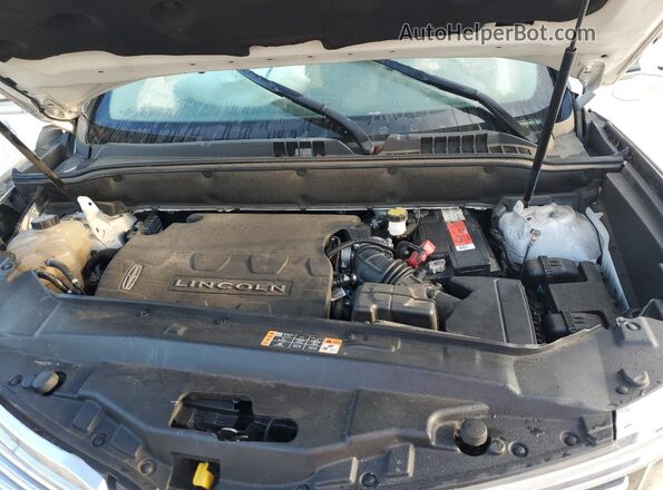 2LMPJ6LR9JBL42555 2018 LINCOLN MKX White Widok komory silnika