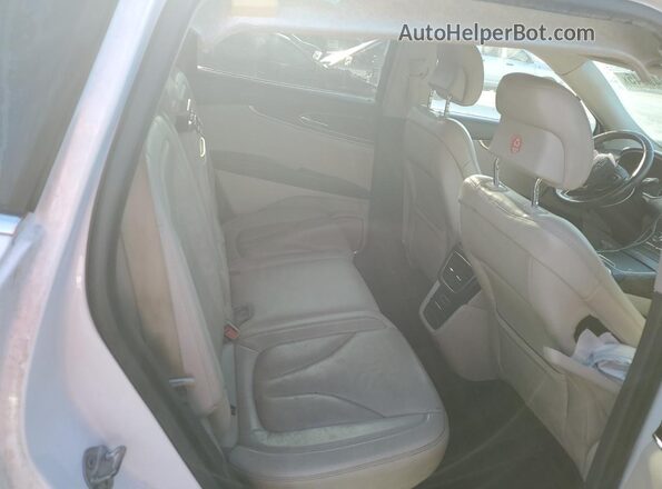 2LMPJ6LR9JBL42555 2018 LINCOLN MKX White Widok wnętrza z tyłu