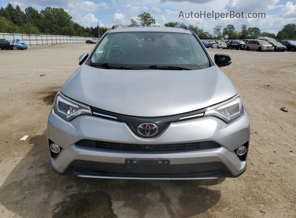 2T3DFREV3JW769758 2018 TOYOTA LIMITED Silver Вид спереду