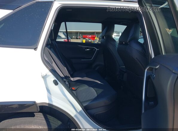 2T3E6RFV0NW032218 2022 TOYOTA RAV4 HYBRID Белый Вид наклейки с VIN-кодом