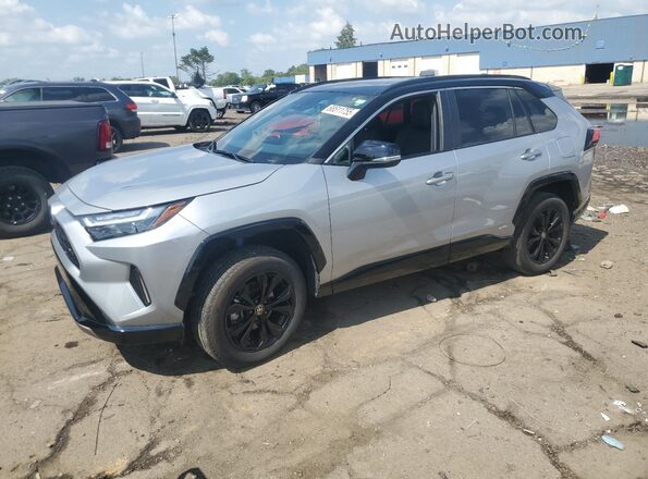 2T3E6RFV7RW057350 2024 TOYOTA RAV4 Silver Przód lewy