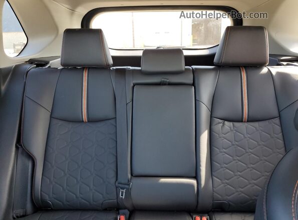 2T3J1RFV3RW478107 2024 TOYOTA RAV4 Белый Вид задних сидений