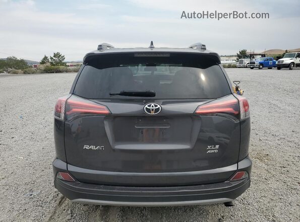 2T3RFREV5JW760808 2018 TOYOTA RAV4 Gray Widok z tyłu
