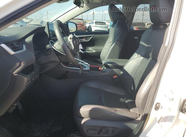 2T3S1RFV9PW360130 2023 TOYOTA RAV4 White Widok wnętrza z przodu
