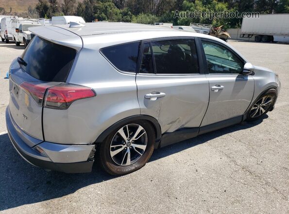 2T3WFREV6JW445129 2018 TOYOTA RAV4 Silver Հետևի աջ