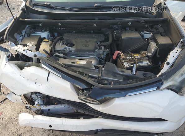 2T3WFREV7JW419378 2018 TOYOTA RAV4 White Widok komory silnika