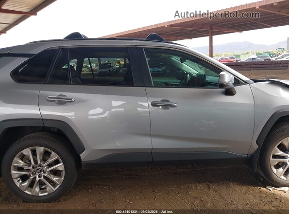 2T3Y1RFV6SW406662 2025 TOYOTA LIMITED Gray Вид задньої частини салону