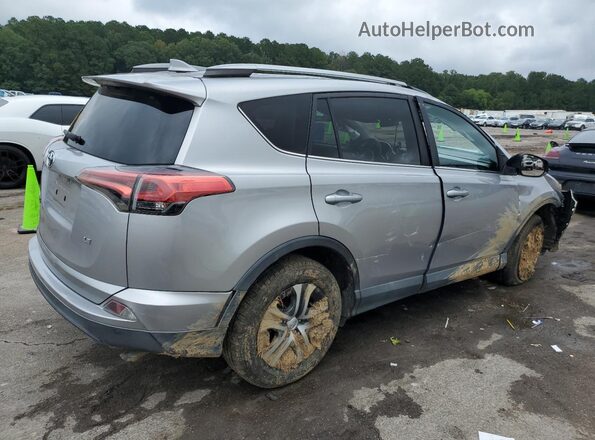 2T3ZFREV7HW360257 2017 TOYOTA LE Серебряный Задняя правая четверть